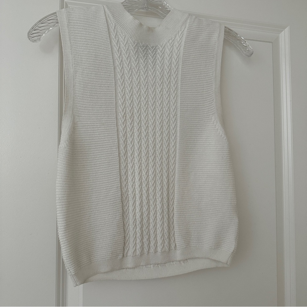 Topshop White Mock Neck Sleeveless Cableknit Sweater